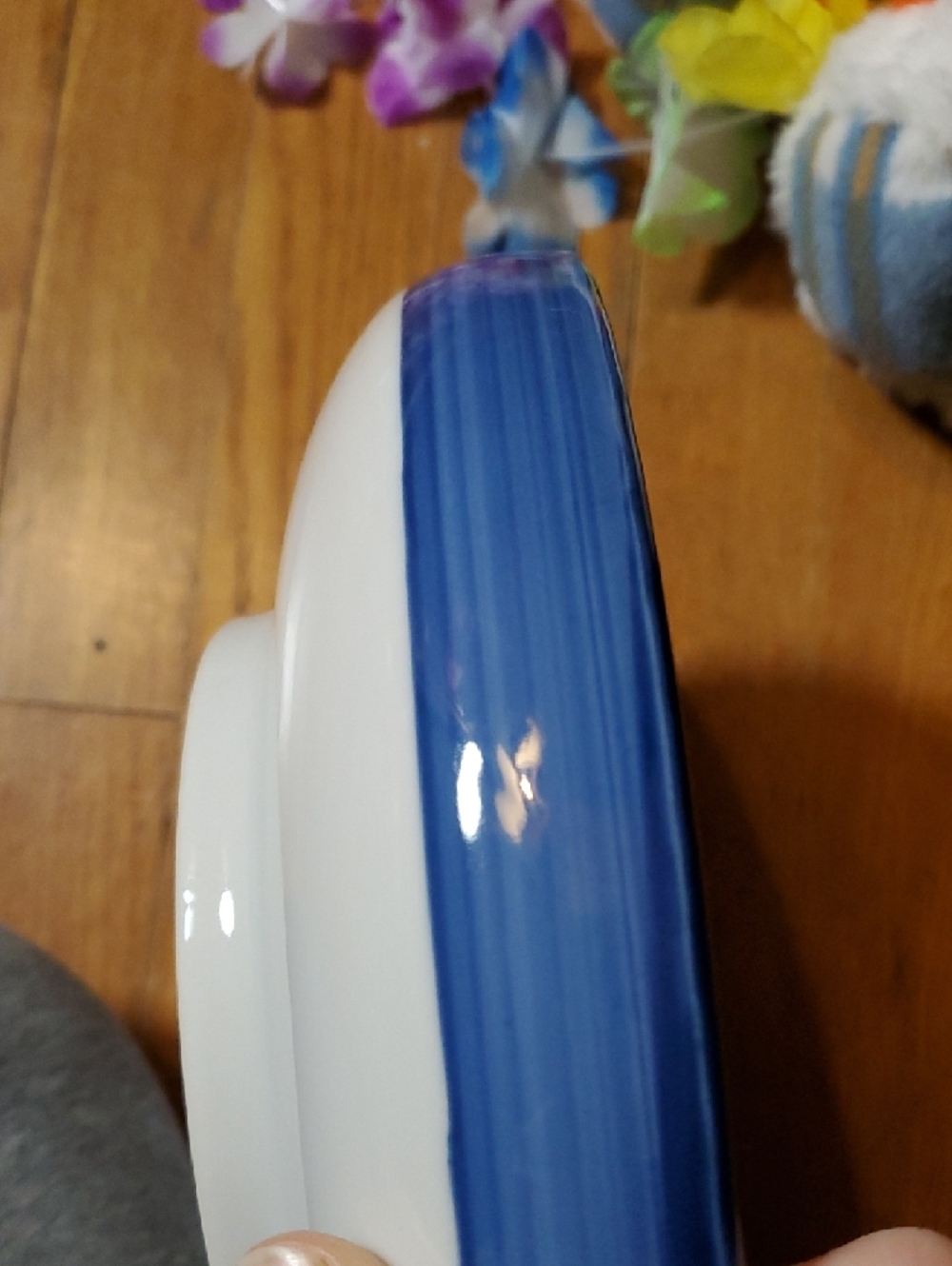 Vintage Blue And White Radiating Lines Serving Bowl - Picture 8 of 12